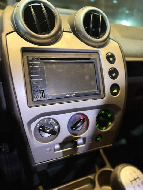 FORD Fiesta Sedan 1.6 4P FLEX, Foto 8