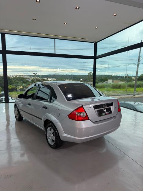 FORD Fiesta Sedan 1.0 4P, Foto 6