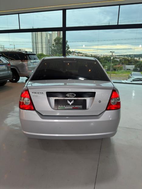 FORD Fiesta Sedan 1.0 4P, Foto 8