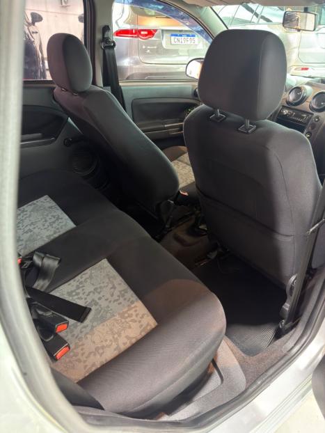 FORD Fiesta Sedan 1.0 4P, Foto 13