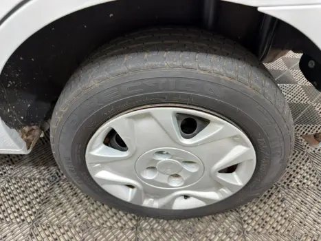 FORD Fiesta Sedan 1.6 4P FLEX, Foto 13