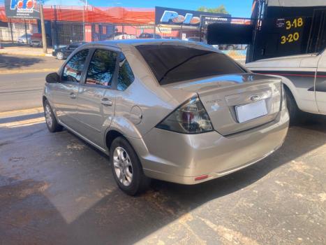 FORD Fiesta Sedan 1.6 4P FLEX, Foto 4