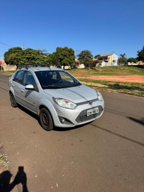 FORD Fiesta Sedan 1.6 4P FLEX, Foto 1