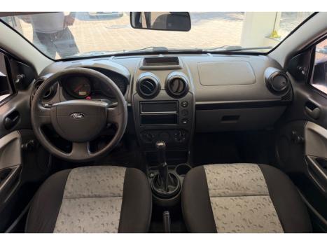 FORD Fiesta Sedan 1.0 4P, Foto 9