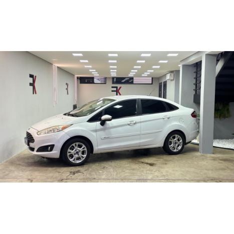 FORD Fiesta Sedan 1.6 4P FLEX SE POWERSHIFT AUTOM�TICO, Foto 2