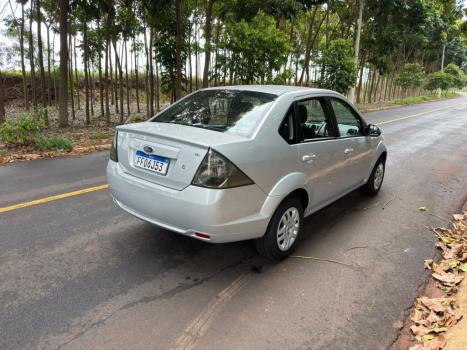 FORD Fiesta Sedan 1.6 4P ROCAM FLEX, Foto 5