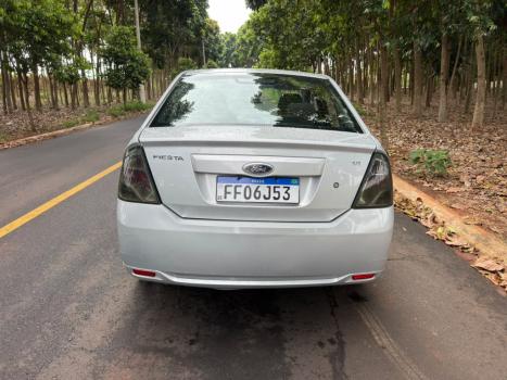 FORD Fiesta Sedan 1.6 4P ROCAM FLEX, Foto 6