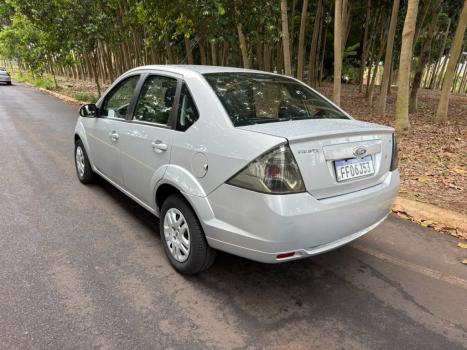 FORD Fiesta Sedan 1.6 4P ROCAM FLEX, Foto 7