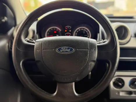 FORD Fiesta Sedan 1.6 16V 4P SE FLEX, Foto 13