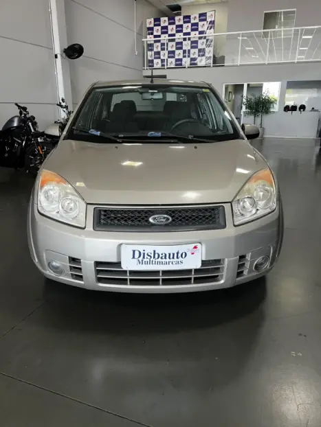 FORD Fiesta Sedan 1.6 4P FLEX, Foto 2