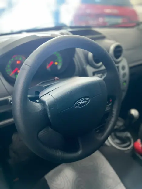 FORD Fiesta Sedan 1.6 4P FLEX, Foto 4