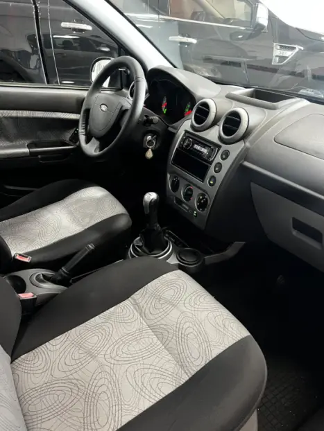 FORD Fiesta Sedan 1.6 4P FLEX, Foto 7