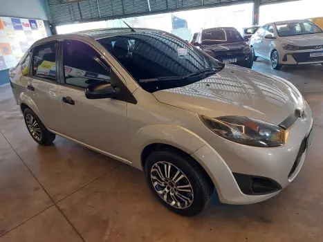 FORD Fiesta Sedan , Foto 4