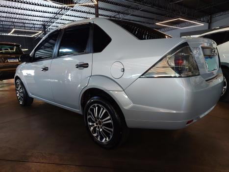 FORD Fiesta Sedan , Foto 9