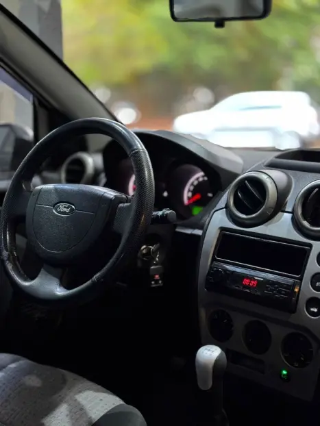 FORD Fiesta Sedan , Foto 9