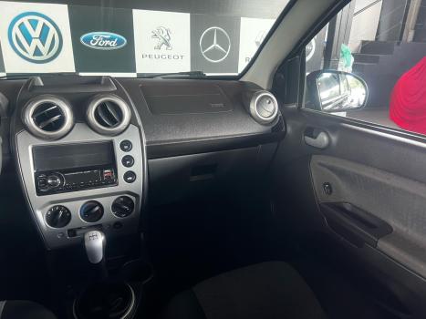 FORD Fiesta Sedan , Foto 14