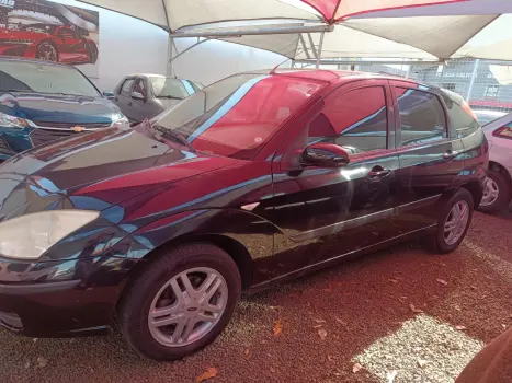 FORD Focus Hatch 1.6 4P, Foto 13