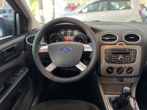 FORD Focus Hatch 1.6 4P GLX FLEX, Foto 9