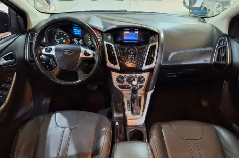 FORD Focus Hatch 1.6 16V 4P FLEX SE POWERSHIFT AUTOMÁTICO, Foto 7 FORD Focus Hatch 1.6 16V 4P FLEX SE POWERSHIFT AUTOMÁTICO, Foto 7