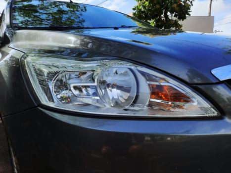 FORD Focus Hatch 1.6 4P GLX FLEX, Foto 5 FORD Focus Hatch 1.6 4P GLX FLEX, Foto 5