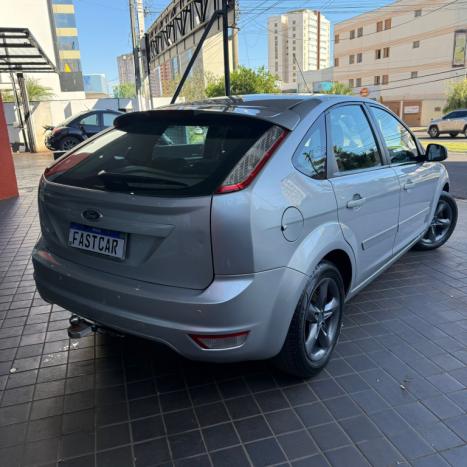 FORD Focus Hatch 1.6 16V 4P FLEX S, Foto 5