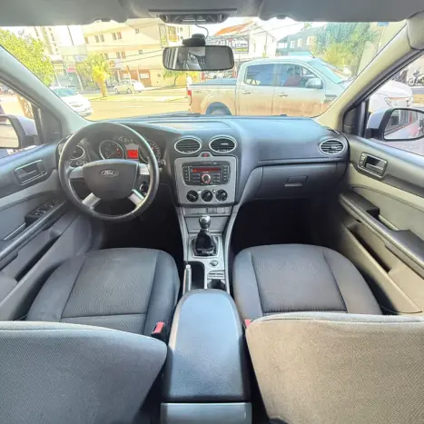 FORD Focus Hatch 1.6 16V 4P FLEX S, Foto 13