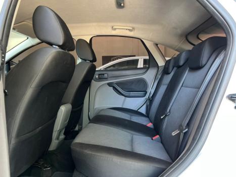 FORD Focus Hatch 1.6 4P GLX FLEX, Foto 9