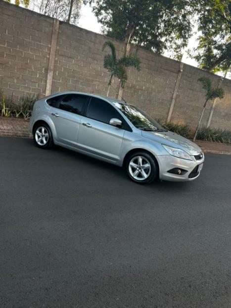 FORD Focus Hatch 1.6 16V 4P SE PLUS FLEX, Foto 2 FORD Focus Hatch 1.6 16V 4P SE PLUS FLEX, Foto 2
