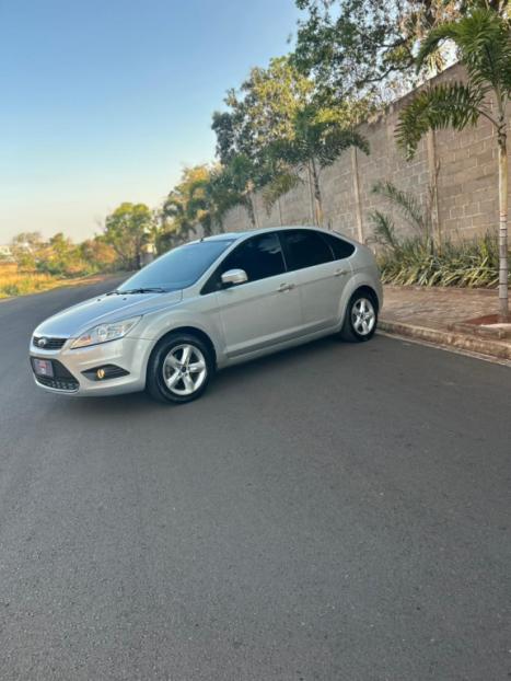 FORD Focus Hatch 1.6 16V 4P SE PLUS FLEX, Foto 3 FORD Focus Hatch 1.6 16V 4P SE PLUS FLEX, Foto 3
