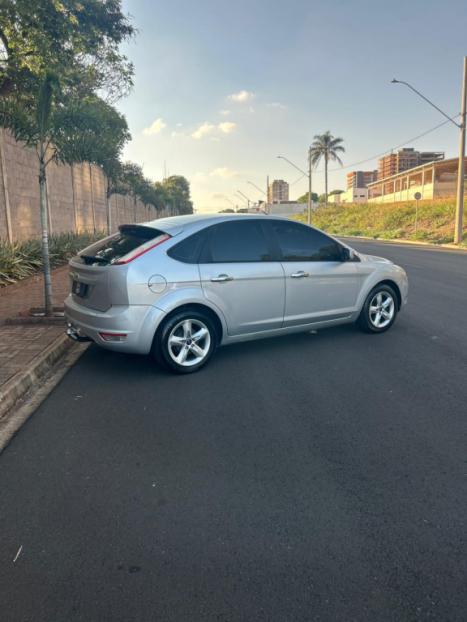 FORD Focus Hatch 1.6 16V 4P SE PLUS FLEX, Foto 7 FORD Focus Hatch 1.6 16V 4P SE PLUS FLEX, Foto 7