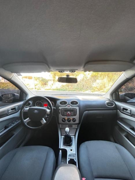 FORD Focus Hatch 1.6 16V 4P SE PLUS FLEX, Foto 10 FORD Focus Hatch 1.6 16V 4P SE PLUS FLEX, Foto 10