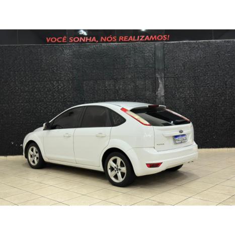 FORD Focus Hatch 1.6 16V 4P FLEX GL, Foto 8 FORD Focus Hatch 1.6 16V 4P FLEX GL, Foto 8