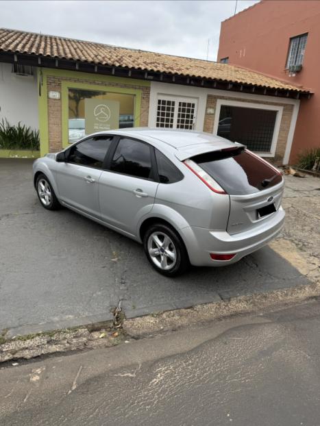 FORD Focus Hatch 1.6 4P GLX FLEX, Foto 4 FORD Focus Hatch 1.6 4P GLX FLEX, Foto 4
