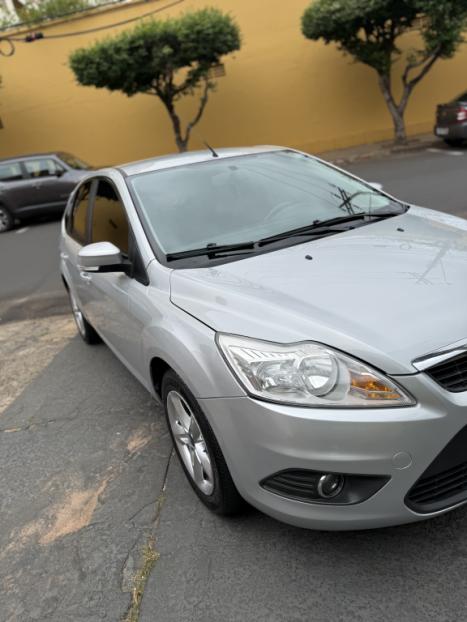 FORD Focus Hatch 1.6 4P GLX FLEX, Foto 11 FORD Focus Hatch 1.6 4P GLX FLEX, Foto 11