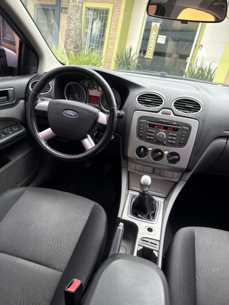 FORD Focus Hatch 1.6 4P GLX FLEX, Foto 13 FORD Focus Hatch 1.6 4P GLX FLEX, Foto 13