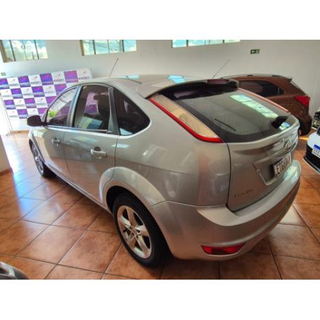 FORD Focus Hatch 1.6 4P GLX, Foto 4