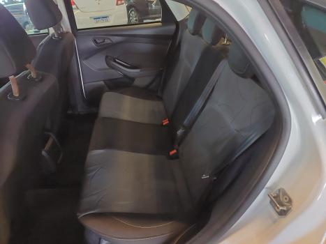 FORD Focus Hatch 1.6 4P, Foto 6