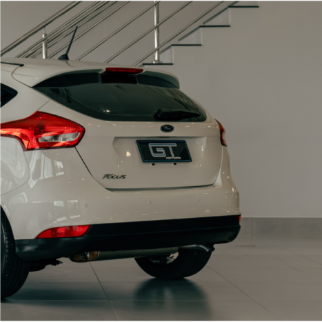 FORD Focus Hatch 1.6 16V 4P SE PLUS FLEX, Foto 13