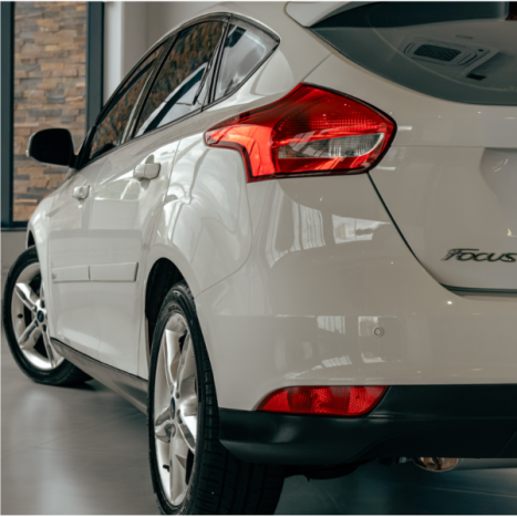 FORD Focus Hatch 1.6 16V 4P SE PLUS FLEX, Foto 14