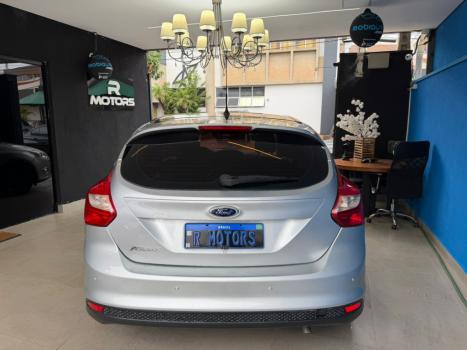 FORD Focus Hatch 1.6 16V 4P FLEX S, Foto 5