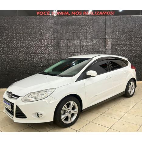 FORD Focus Hatch 1.6 16V 4P SE FLEX, Foto 2