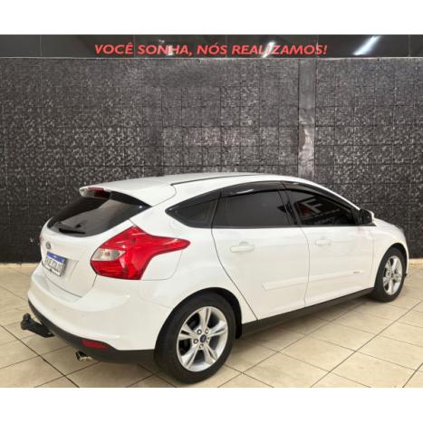 FORD Focus Hatch 1.6 16V 4P SE FLEX, Foto 6