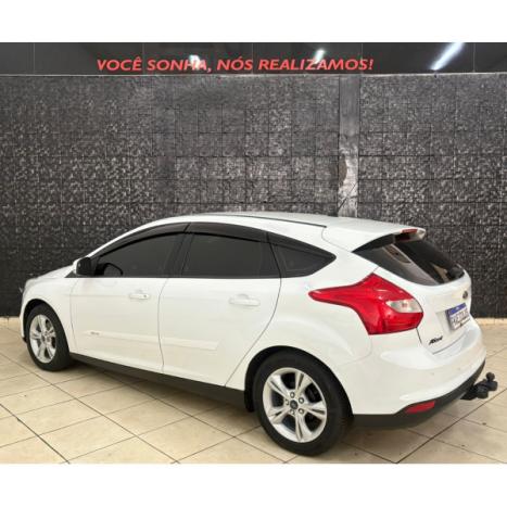 FORD Focus Hatch 1.6 16V 4P SE FLEX, Foto 8