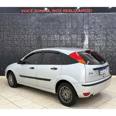 FORD Focus Hatch 1.6 4P, Foto 6