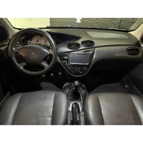 FORD Focus Hatch 1.6 4P, Foto 9