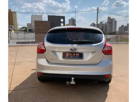 FORD Focus Hatch 1.6 16V 4P FLEX S, Foto 5