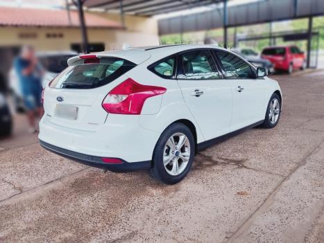 FORD Focus Hatch 1.6 16V 4P FLEX SE POWERSHIFT AUTOM�TICO, Foto 4