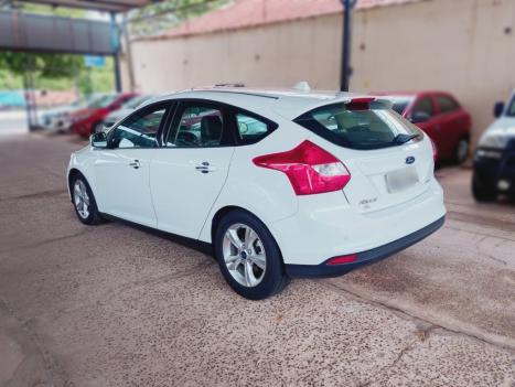 FORD Focus Hatch 1.6 16V 4P FLEX SE POWERSHIFT AUTOM�TICO, Foto 5