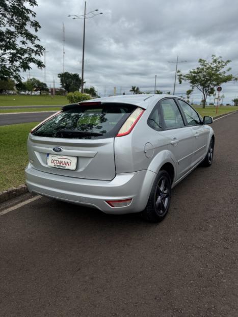 FORD Focus Hatch 1.6 4P, Foto 8