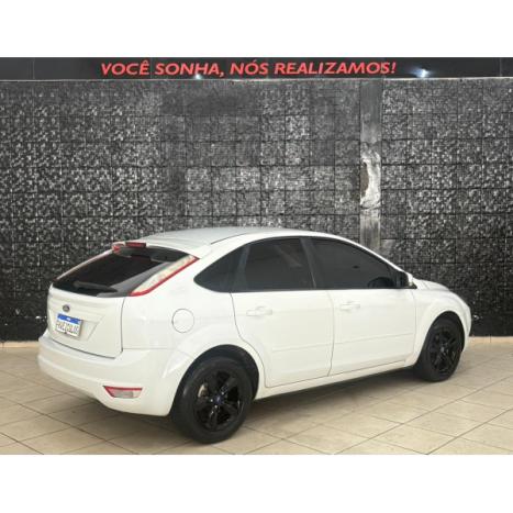 FORD Focus Hatch 1.6 16V 4P FLEX GL, Foto 6